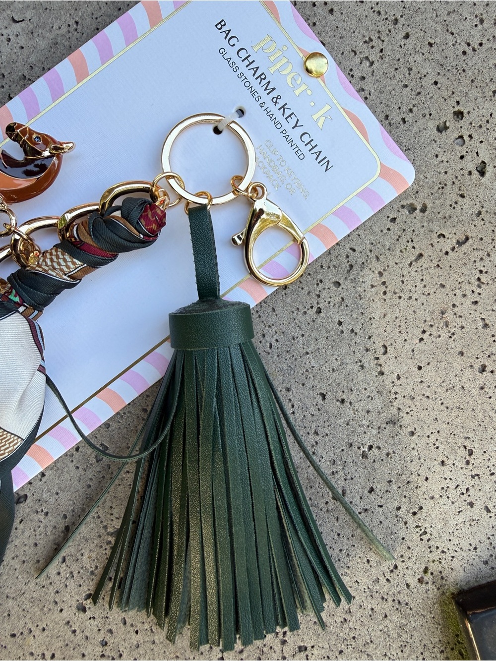 NWT Piper K Bag Equestrian Hand Painted Horse Bow Green Tassel Charm Key Chain - Picture 4 of 4